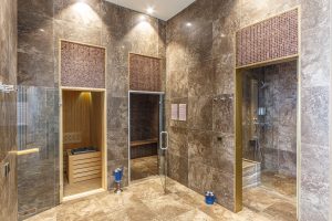 Photographe hotel, photographe hotellerie : chambre, suite, accueil, restauration, piscine, spa, portrait...