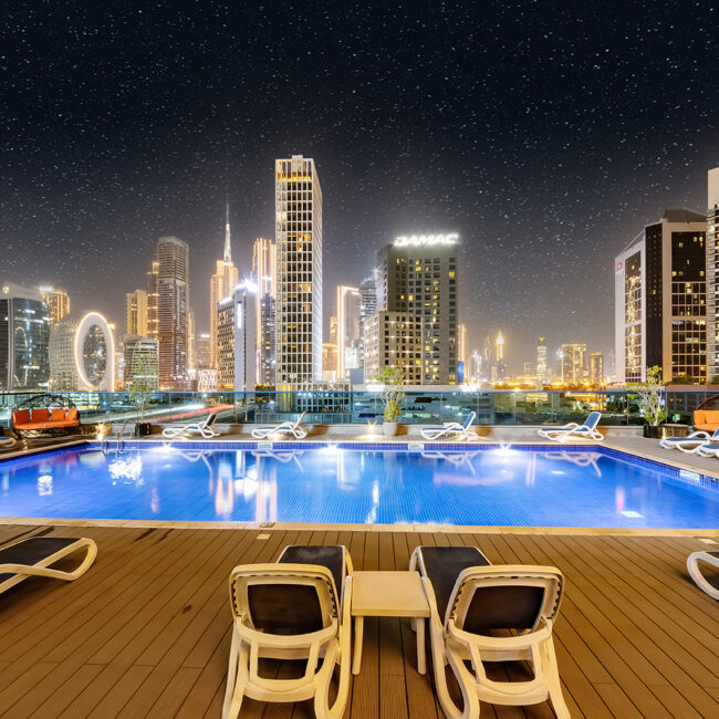 Hotel interior photographer in France and UAE (Dubaï, Abu Dhabi). Mr Clément Stéphane, studio YaPasPhoto : resort, suite, room, bathroom, conference room, pool, restaurant/food, spa, reception/lobby, portrait, various services...