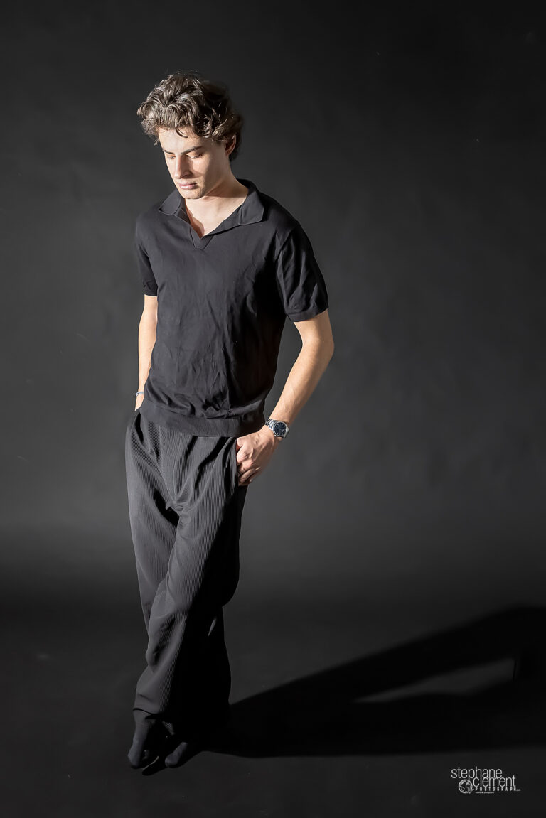 Photographe portrait solo à Rennes, pour homme ou femme. Studio Stéphane Clément YaPasPhoto, photographe professionnel portraitiste à Rennes.